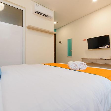 Sans Hotel Tajur Bogor Bantarkamang Екстер'єр фото