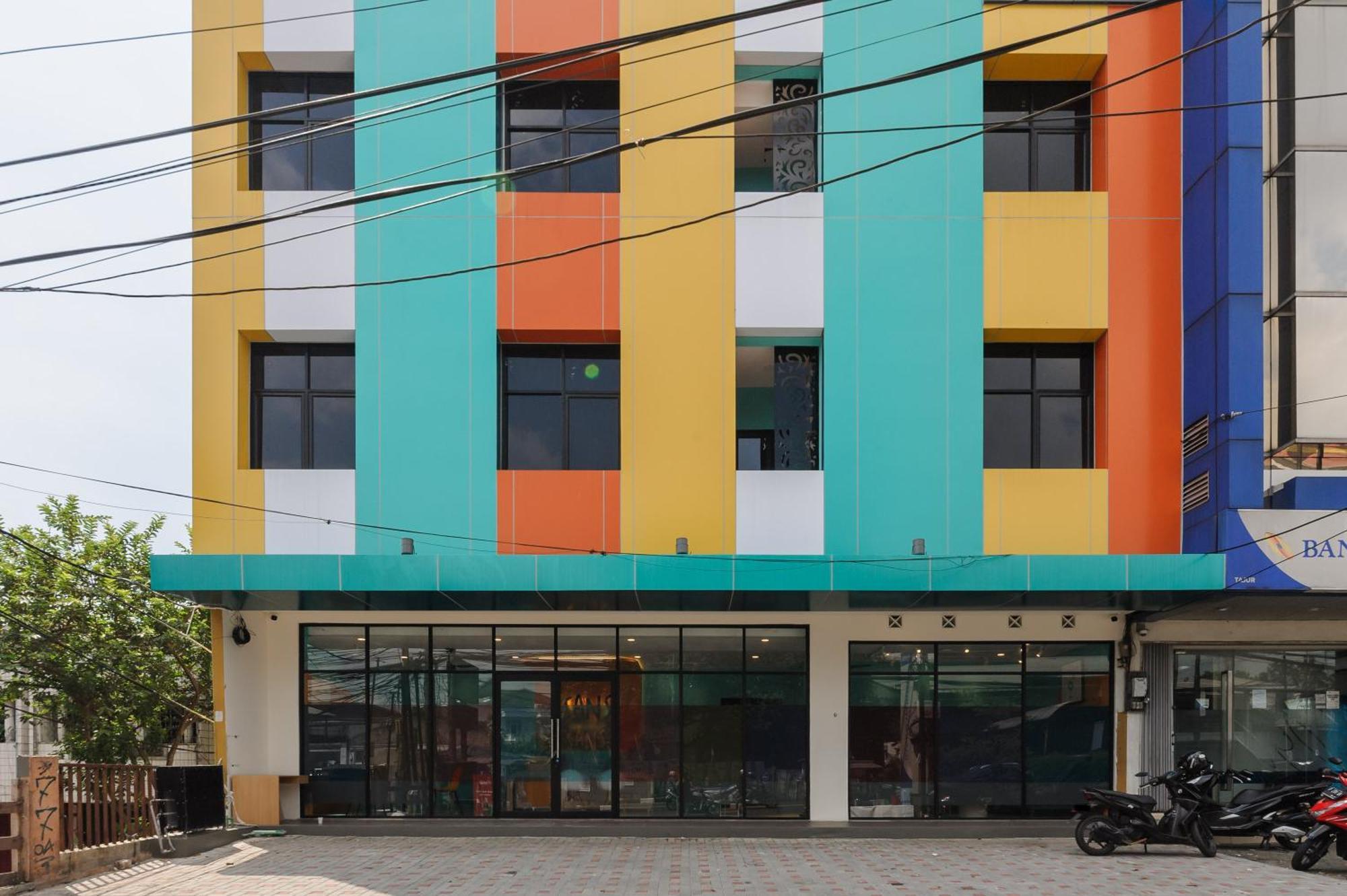 Sans Hotel Tajur Bogor Bantarkamang Екстер'єр фото