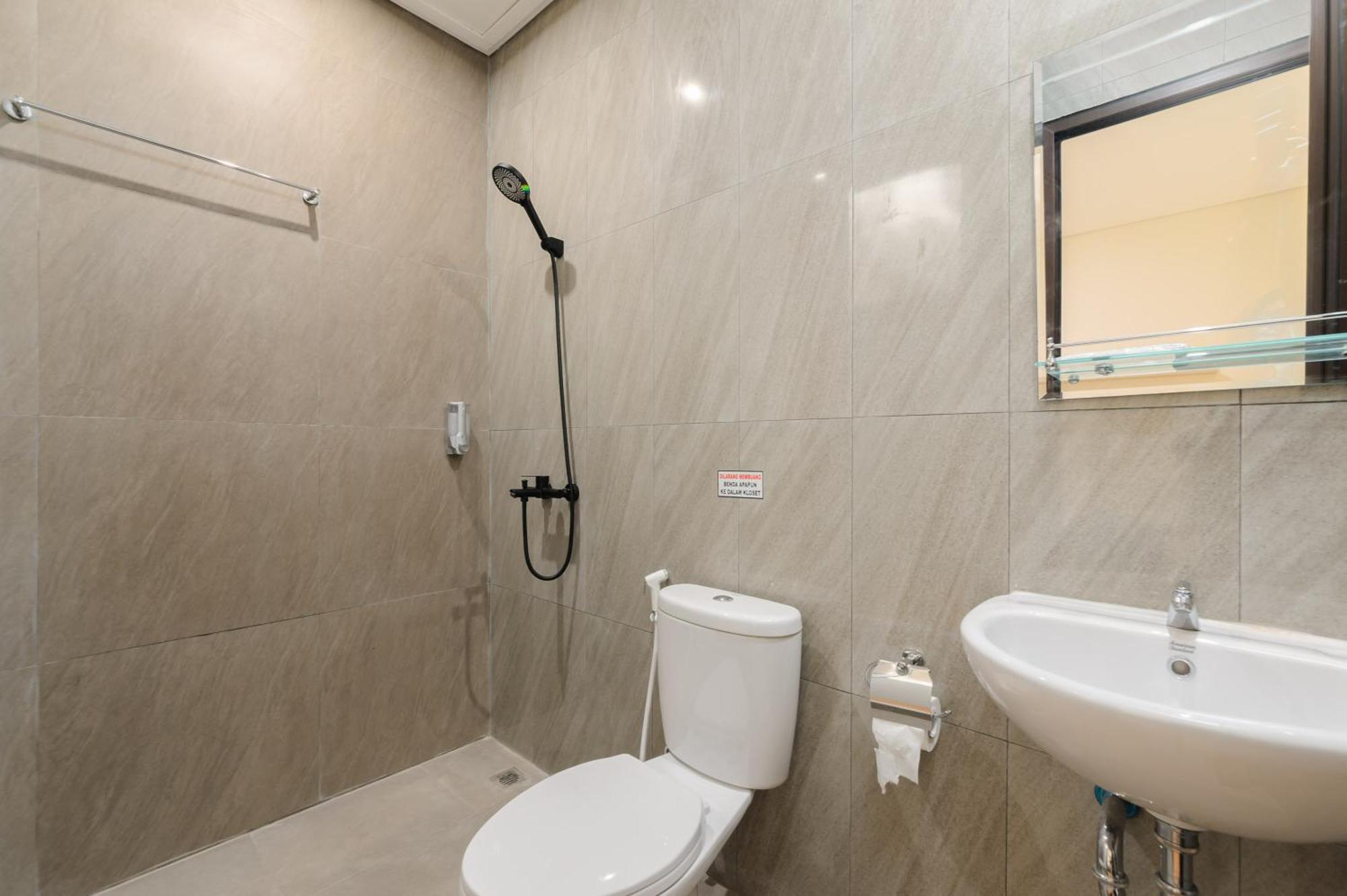 Sans Hotel Tajur Bogor Bantarkamang Екстер'єр фото